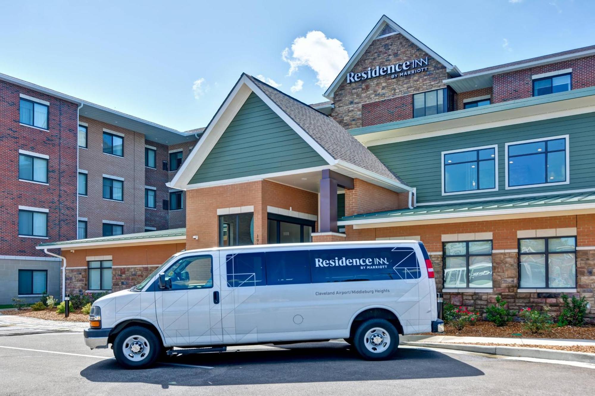 Residence Inn By Marriott Cleveland Airport/Middleburg Heights Eksteriør billede